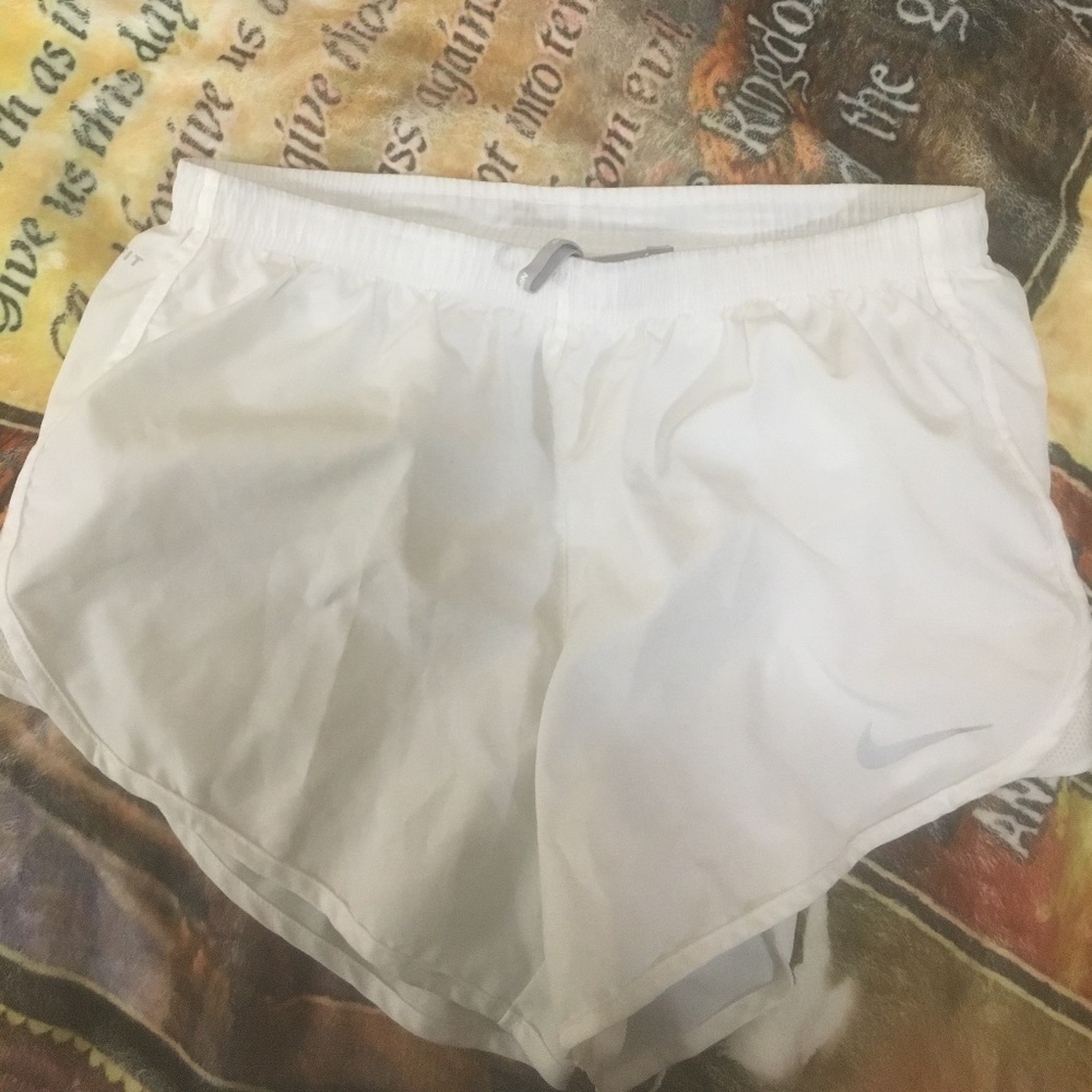 Nike pocket shorts - Picture 3 of 7